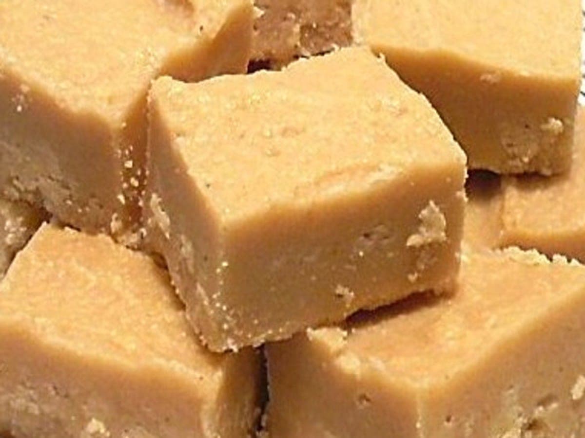 Cajeta larense de leche de cabra, cuajada en su molde